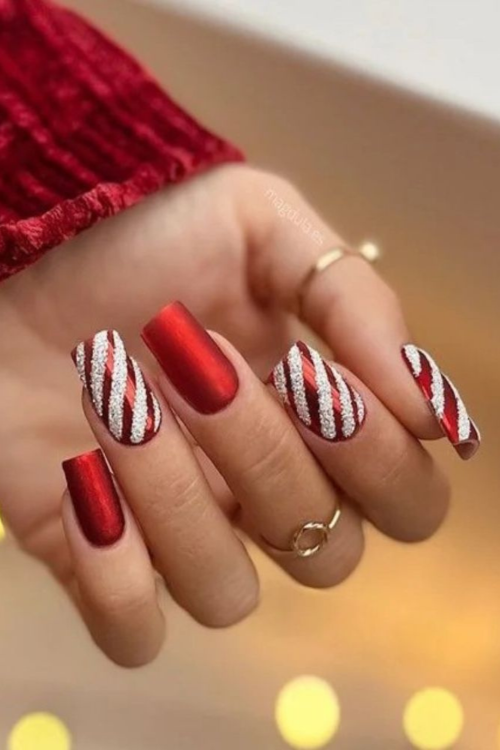 Red Christmas Nails
